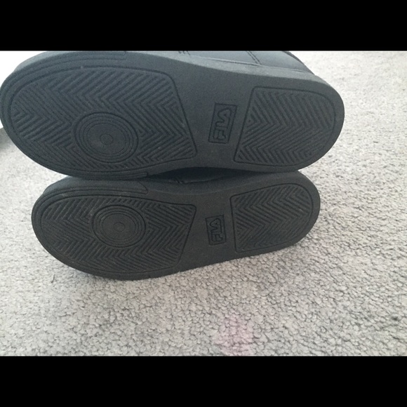 Rarely worn high tops - Picture 3 of 3